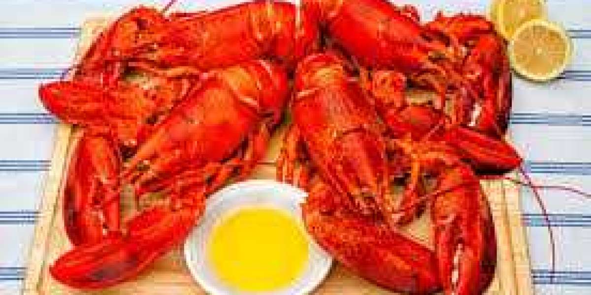 Shipping Live Lobsters: A Guide to Bringing Maine Home