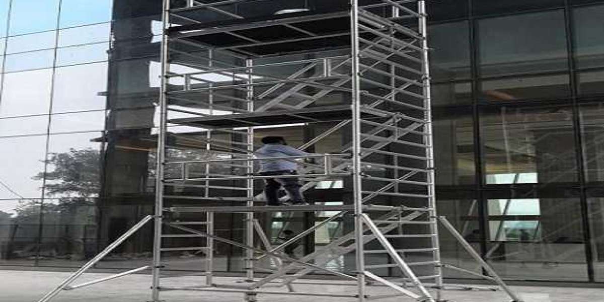 Aluminium Ladders: The Ultimate Tool for Versatility and Durability